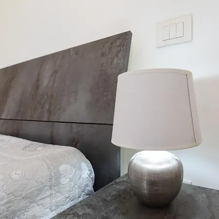 아파트 Volta By Quokka 360 - Minimal Flat In